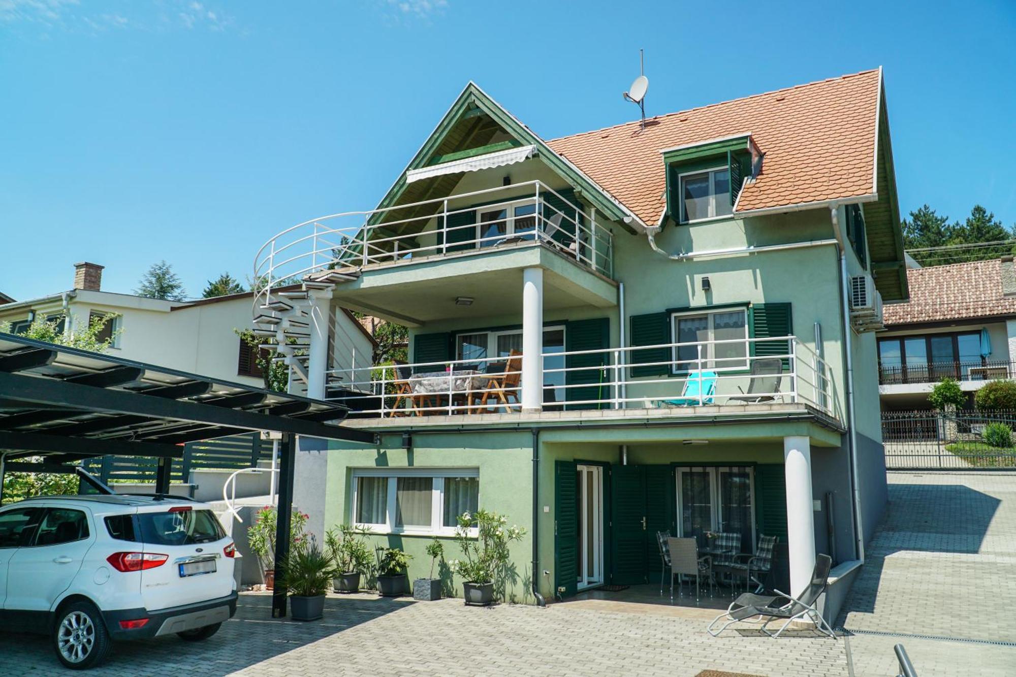 Fuegefa Apartman Балатональмаді Екстер'єр фото